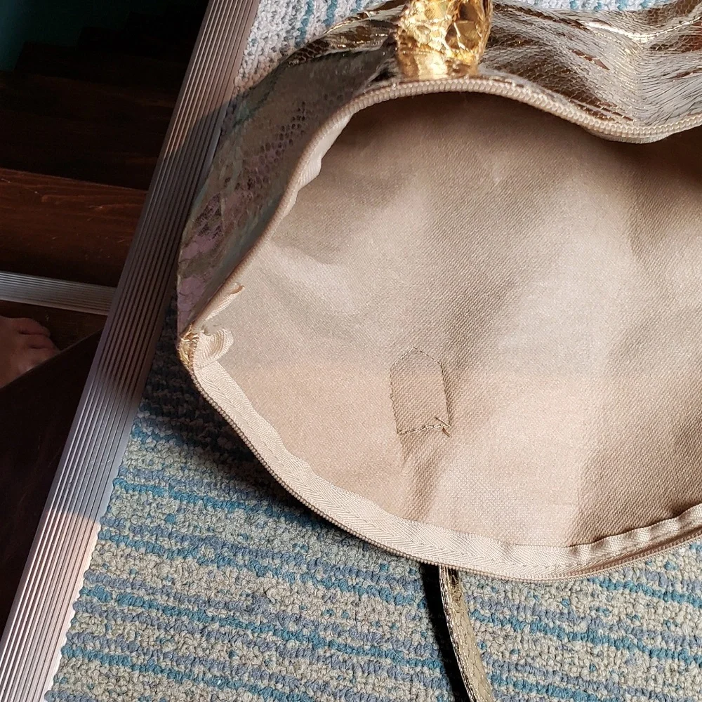 Elizabeth Arden Totes - set of 2, Gold And An Animal Print